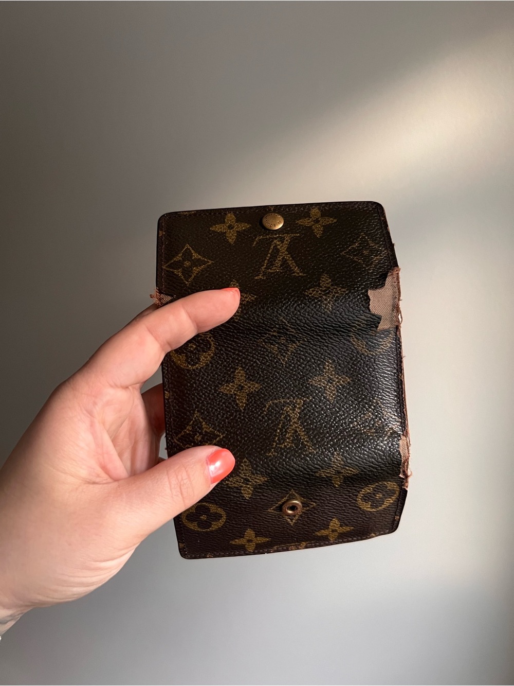 Louis Vuitton Monogram Multicles Key Pouch Authentic - Picture 4 of 8
